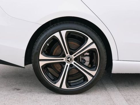 Used 2024 Mercedes-Benz C 300 Sedan image 23