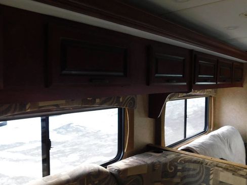 Used 2012 Ford E-450 and Econoline 450 Super Duty w/ Motorhome Prep Pkg image 43