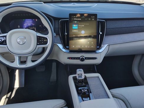 New 2026 Volvo XC90 B6 Ultra image 12