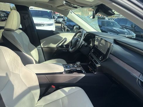Used 2024 Lexus RX 350 Premium w/ Accessory Package (Z1) AWD/4WD image 17