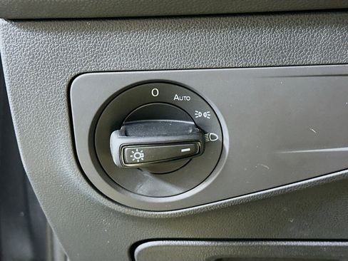 Used 2024 Volkswagen Tiguan S image 16