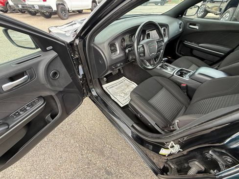 Used 2023 Dodge Charger SXT RWD image 12