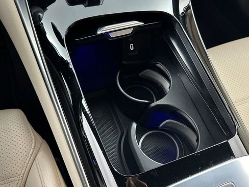 Certified 2026 Mercedes-Benz GLC 300 4MATIC image 35