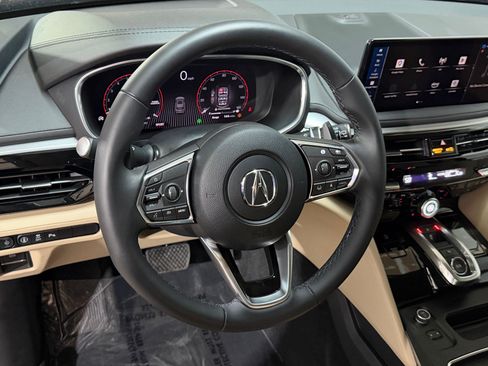 Used 2025 Acura MDX FWD w/ Technology Package image 3