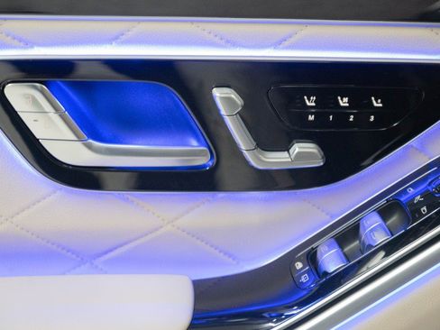Certified 2026 Mercedes-Benz S 580e 4MATIC Sedan image 20