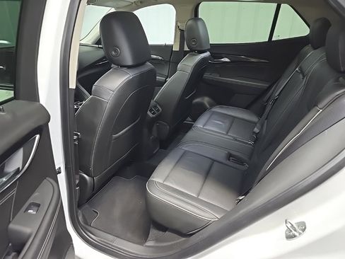 Used 2021 Buick Envision Essence w/ Technology Package I image 31