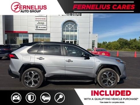 Used 2024 Toyota RAV4 XSE w/ Weather Package AWD/4WD image 2