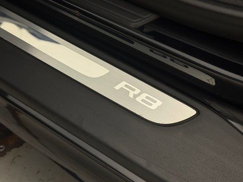 Used 2008 Audi R8 V8 image 10