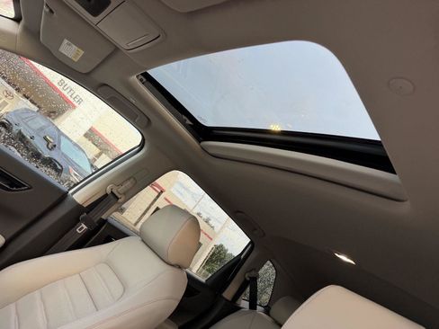 Used 2025 Honda CR-V EX-L image 34
