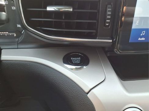 Certified 2024 Ford Explorer XLT w/ Equipment Group 202A AWD/4WD image 22