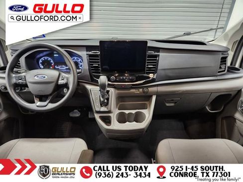 Used 2024 Ford Transit 350 XLT image 22