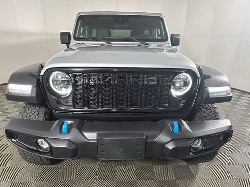 Used 2024 Jeep Wrangler Unlimited AWD/4WD image 7