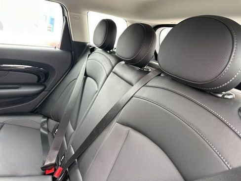 Used 2019 MINI Cooper Clubman S image 14