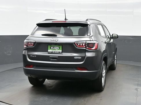 Used 2023 Jeep Compass Latitude w/ Convenience Group AWD/4WD image 7