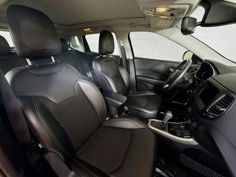 Used 2021 Jeep Compass Latitude w/ Sun and Sound Group image 27