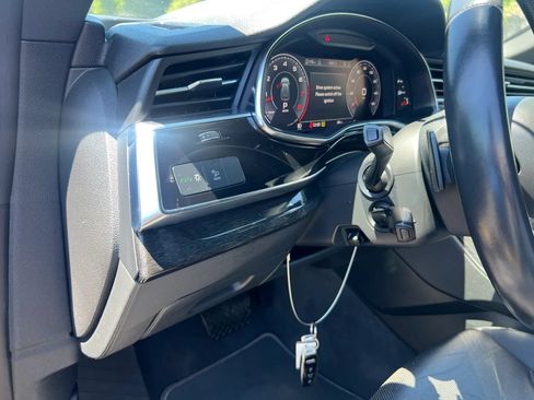 Used 2019 Audi Q8 Premium Plus AWD/4WD image 14