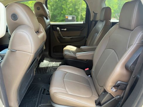 Used 2014 GMC Acadia SLT AWD/4WD image 11