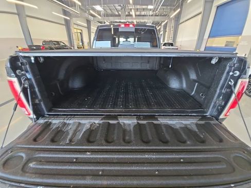 Used 2018 RAM 1500 Laramie w/ Convenience Group AWD/4WD image 23