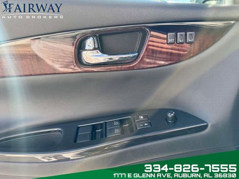 Used 2017 INFINITI QX50 2WD w/ Deluxe Touring Package image 15