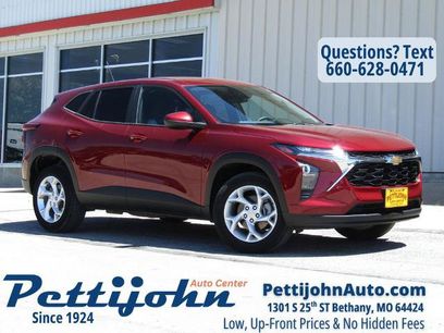 Used 2024 Chevrolet Trax LS w/ LS Convenience Package