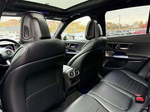 Used 2023 Mercedes-Benz GLC 300 4MATIC w/ AMG Line image 20