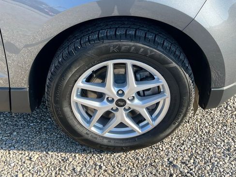 Used 2023 Ford Edge SEL image 10