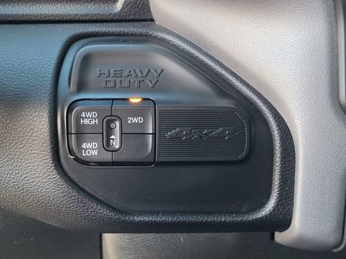 Used 2024 RAM 3500 Big Horn AWD/4WD image 26