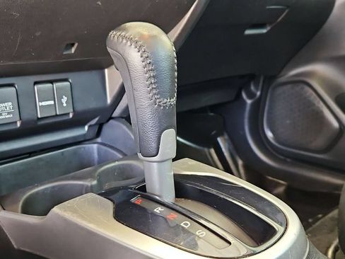Used 2015 Honda Fit EX-L image 16