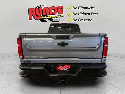 New 2026 Chevrolet Silverado 2500 ZR2 image 4