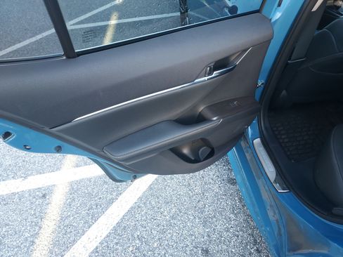 Used 2024 Toyota Camry XSE image 17