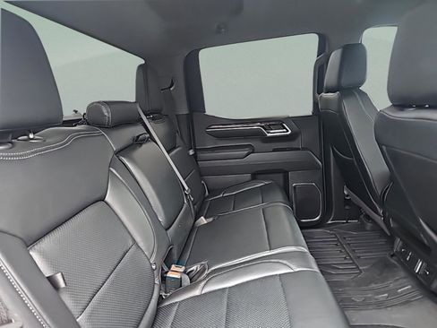 Used 2024 GMC Sierra 1500 Elevation image 33