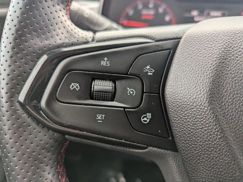 Certified 2024 Chevrolet Trax RS w/ Driver Confidence Package image 19