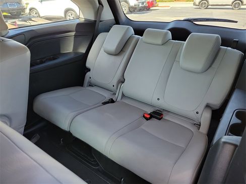 Used 2020 Honda Odyssey EX-L image 11