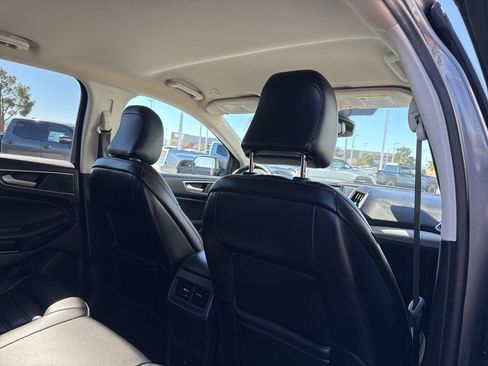 Used 2022 Ford Edge SEL image 23