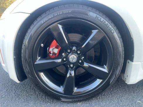 Used 2008 Nissan 350Z Coupe w/ Cargo Convenience Pkg image 9