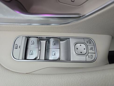 Certified 2023 Mercedes-Benz GLS 580 4MATIC image 29