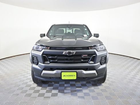 Used 2023 Chevrolet Colorado Trail Boss w/ Technology Package AWD/4WD image 11