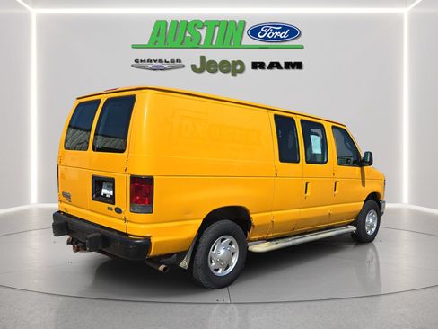 Used 2012 Ford E-250 and Econoline 250 w/ PWR Group RWD image 5