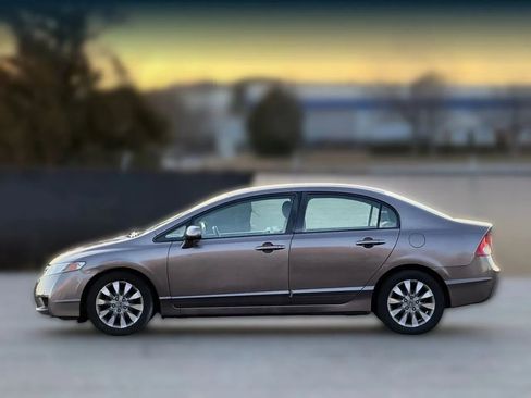 Used 2010 Honda Civic EX image 8