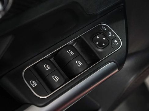 Used 2025 Mercedes-Benz GLA 250 image 22