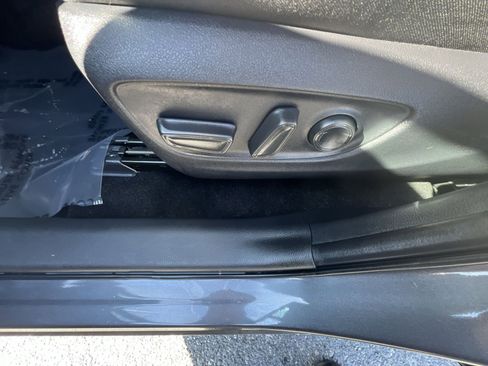 Used 2025 Toyota RAV4 XLE image 14