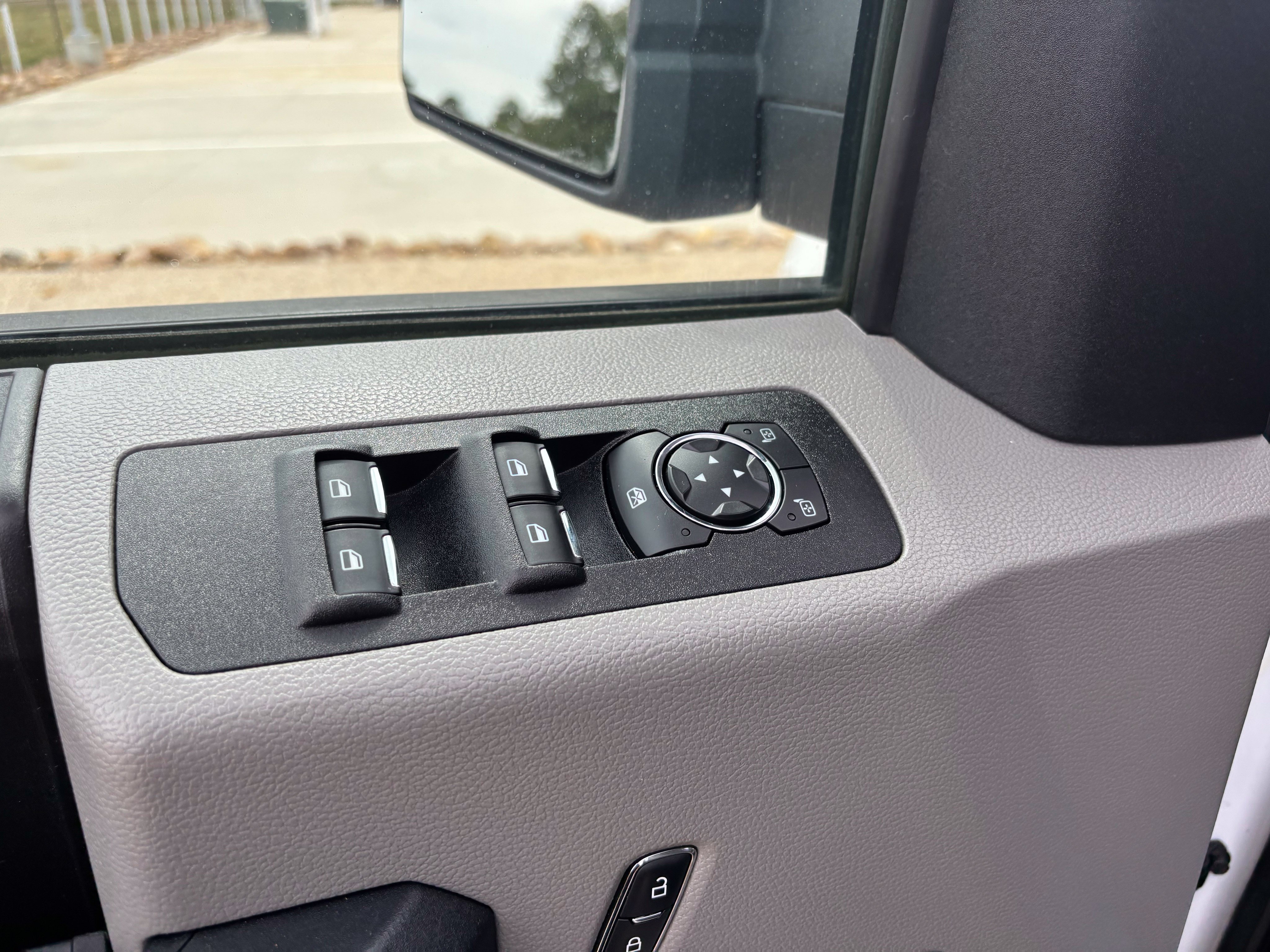 Used 2018 Ford F150 XL w/ Equipment Group 101A Mid AWD/4WD image 22
