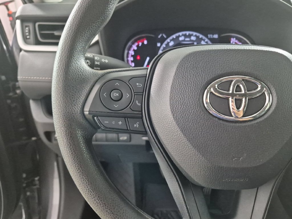 Used 2024 Toyota RAV4 XLE w/ Convenience Package FWD image 14