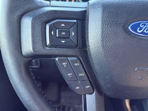 Used 2017 Ford F150 XLT w/ Equipment Group 302A Luxury image 9