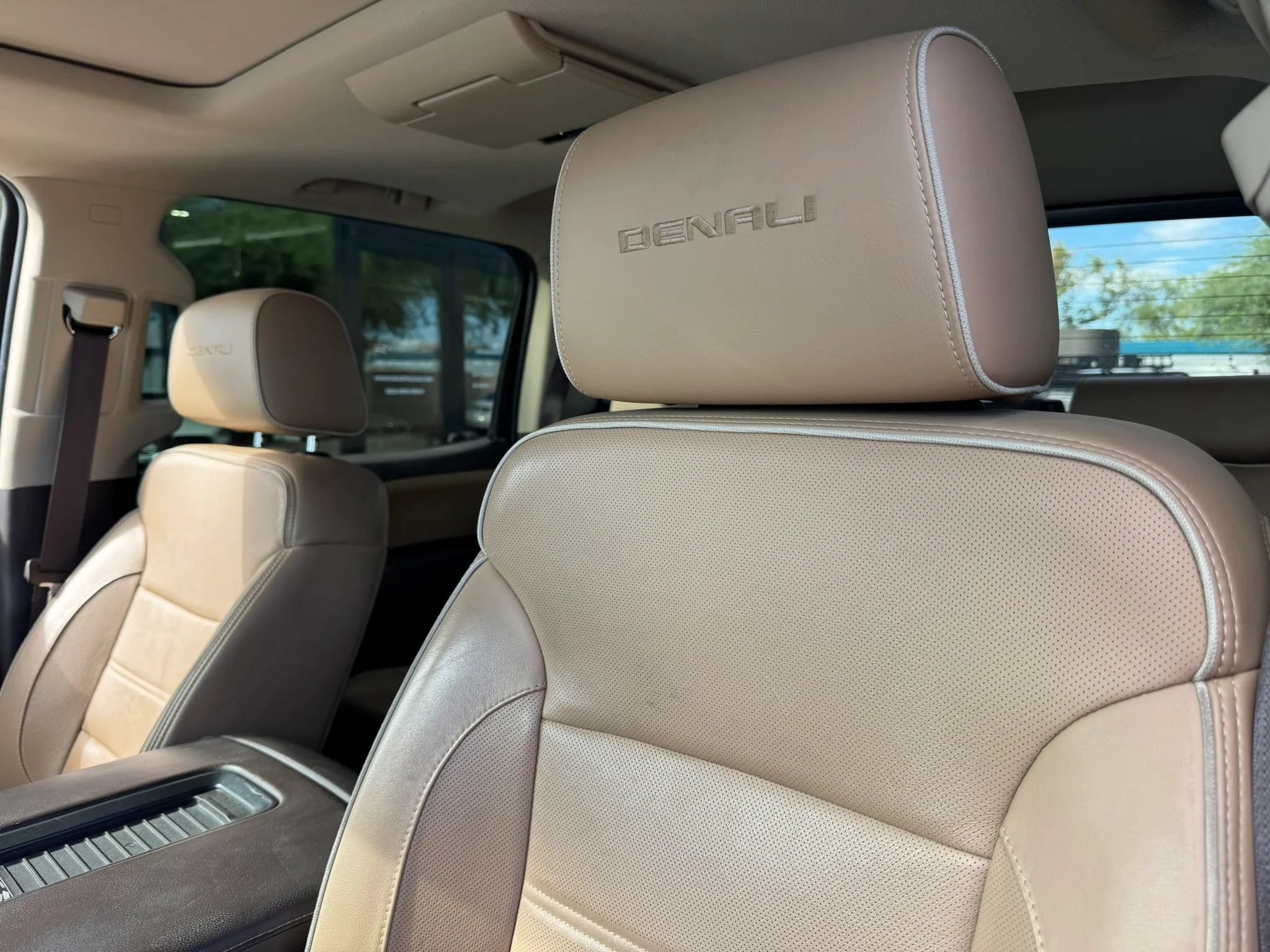 Used 2017 GMC Sierra 1500 Denali AWD/4WD image 11