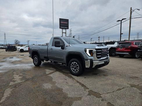 Used 2025 GMC Sierra 2500 SLE w/ SLE Convenience Package image 7