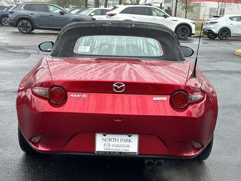 Used 2019 MAZDA MX-5 Miata Sport image 7