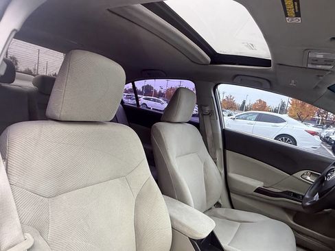 Used 2012 Honda Civic EX image 17