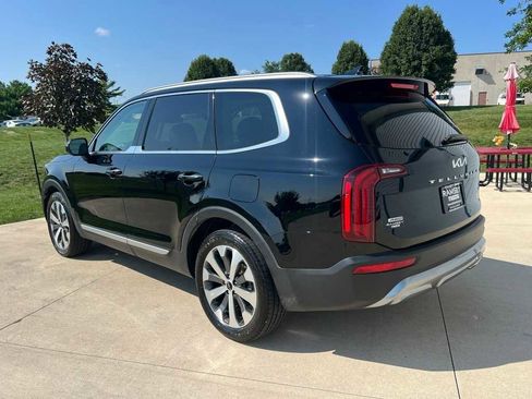 Used 2022 Kia Telluride S image 4