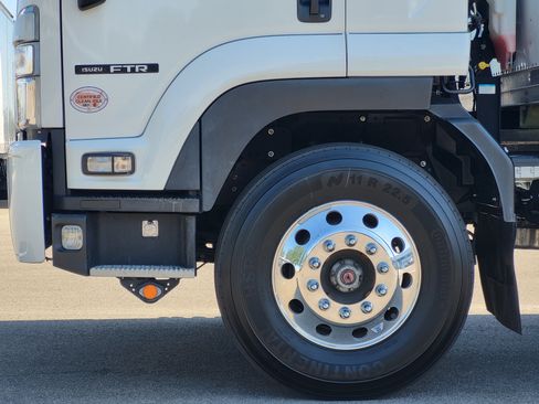 Used 2025 Isuzu FTR 6500 XD RWD image 9